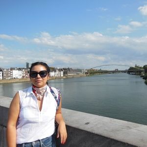 Meet your Posher, Cecilia